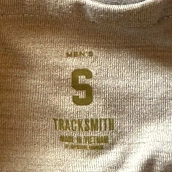 Tracksmith session shorts, men small 7” inseam - Picture 2 of 4